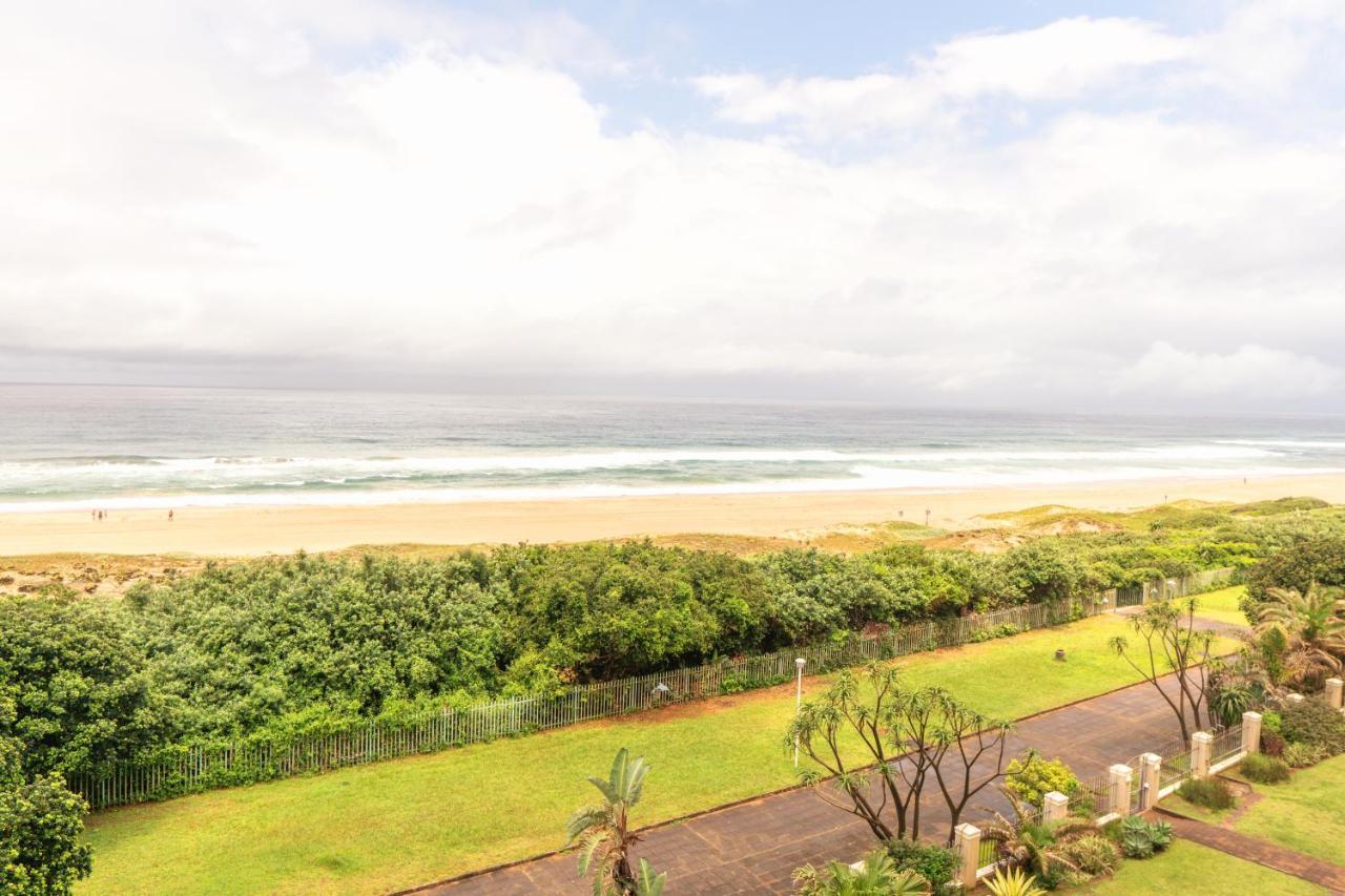 L'Escalier Cabanas 404 Amanzimtoti Exterior photo